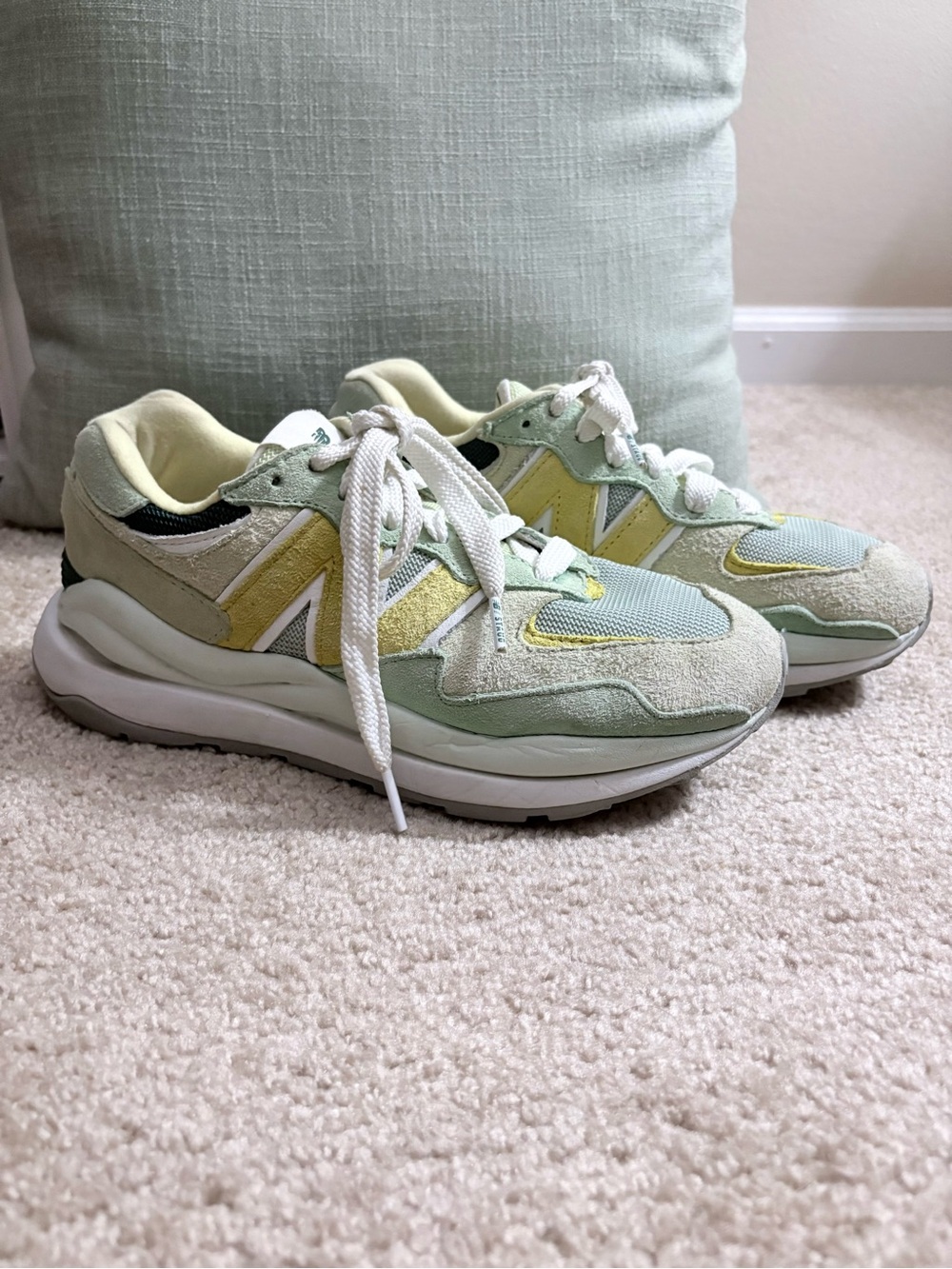 New Balance Stauds 57/40 Unisex Trainers